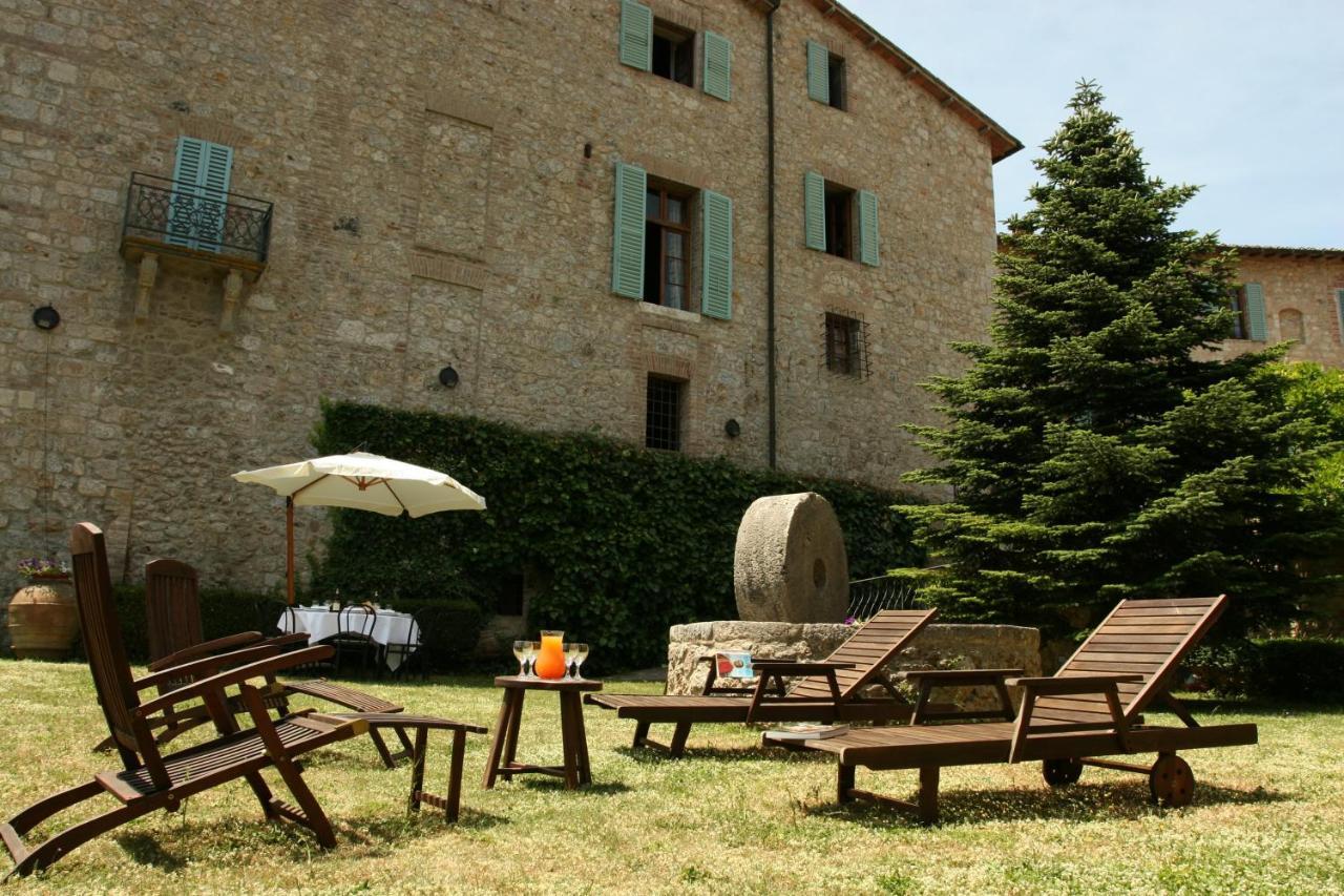 Castello Di Sovicille - Residenza D'Epoca Exterior foto