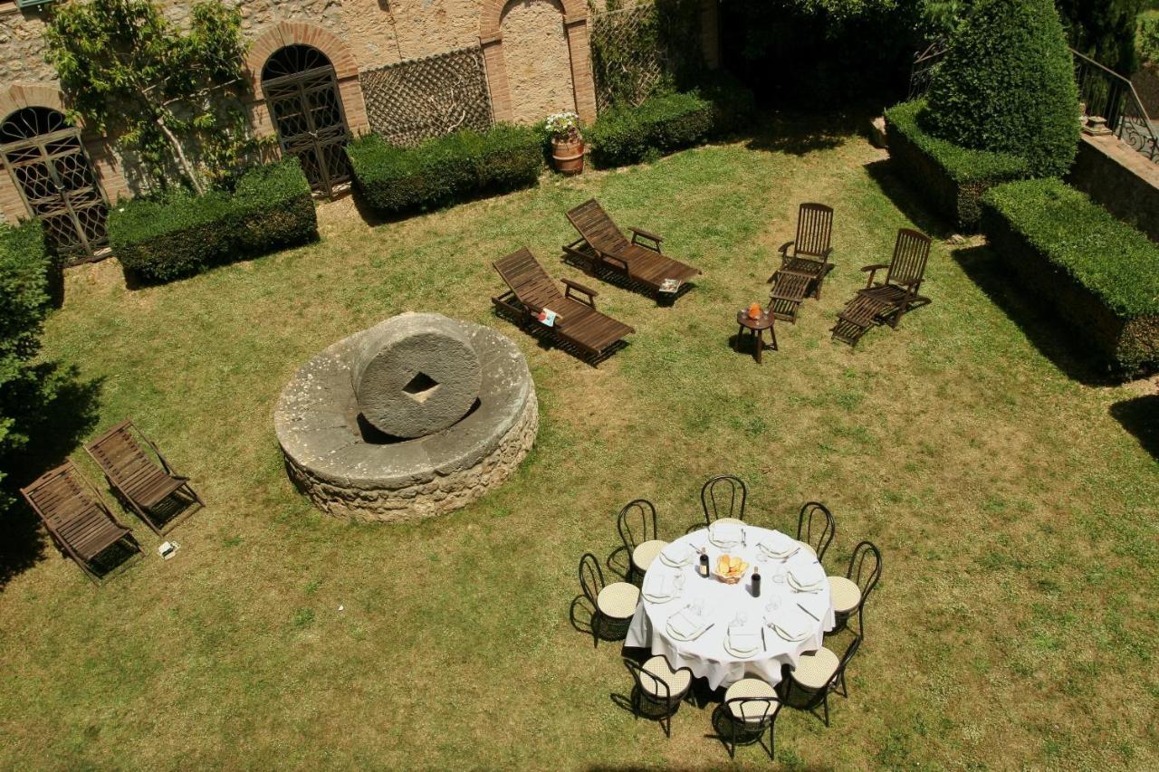 Castello Di Sovicille - Residenza D'Epoca Exterior foto