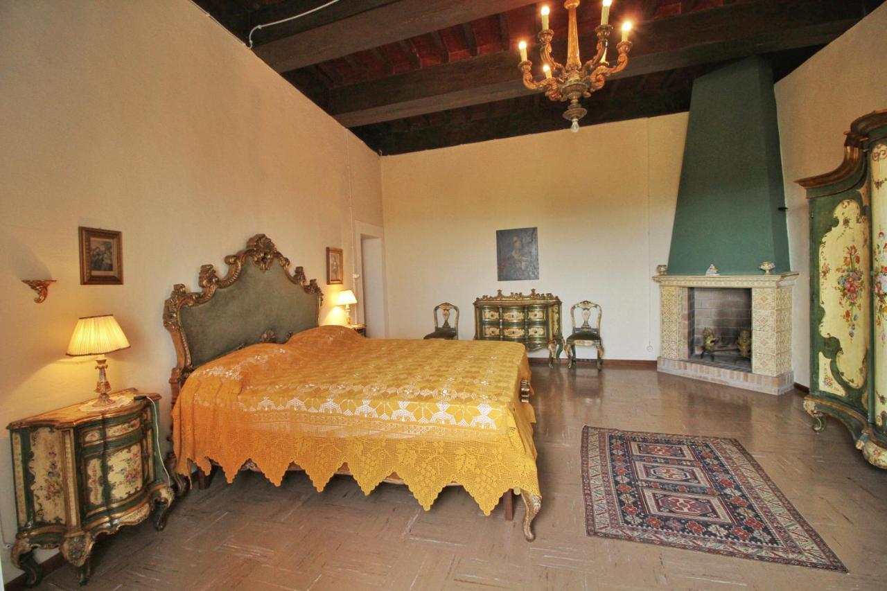 Castello Di Sovicille - Residenza D'Epoca Exterior foto