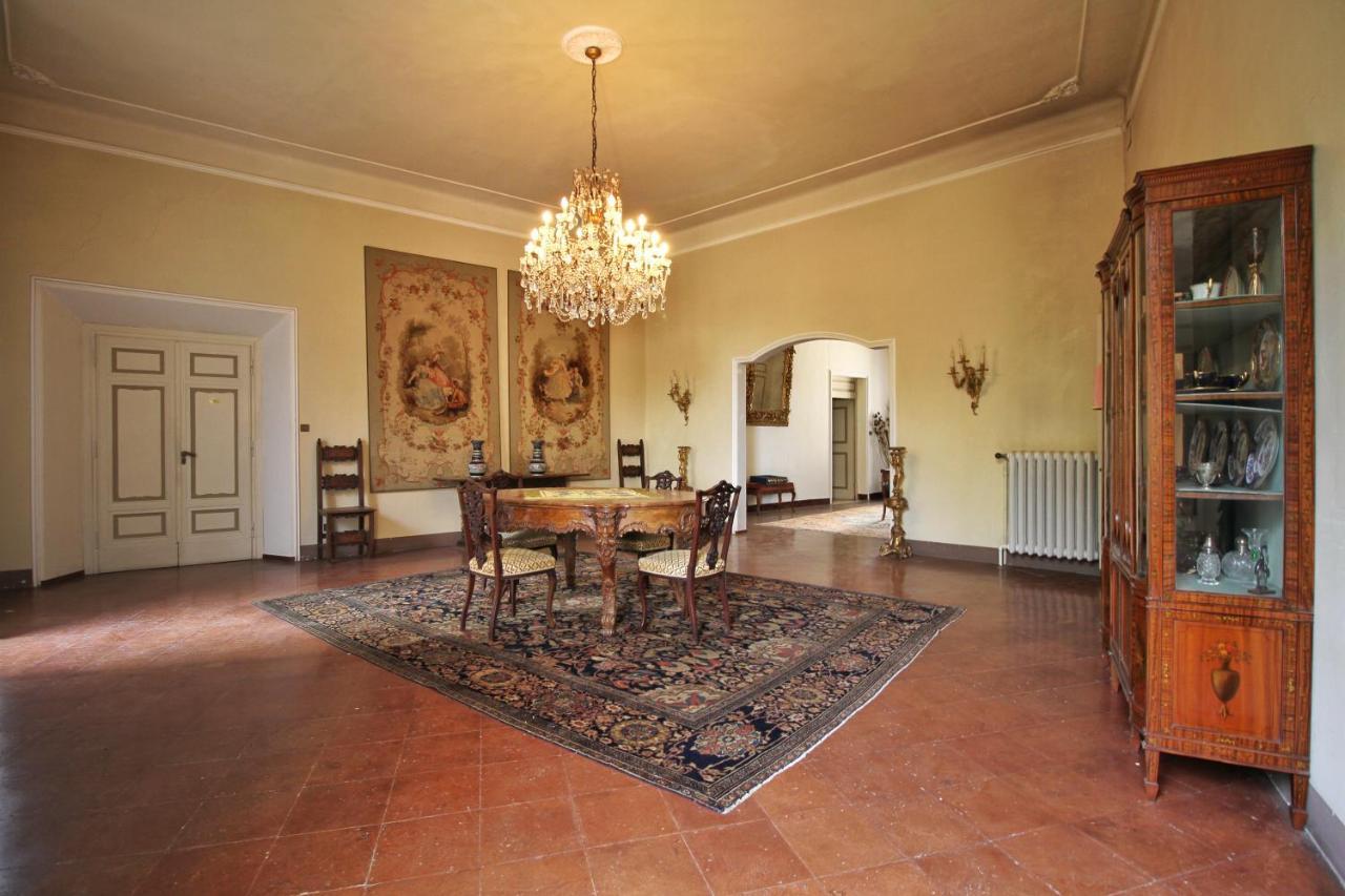 Castello Di Sovicille - Residenza D'Epoca Exterior foto